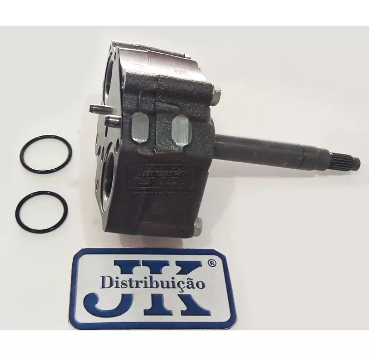 BOMBA DE ÓLEO TR690 — Frente