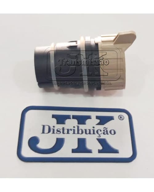 CONECTOR DA ENTRADA DO CHICOTE DO CAMBIO — Frente